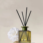 Gardenia Reed Diffuser Set view 4