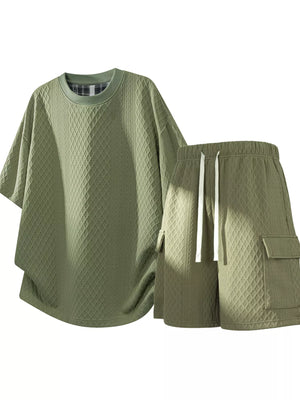 Men's Plus Size Textured Casual Top and Shorts Set